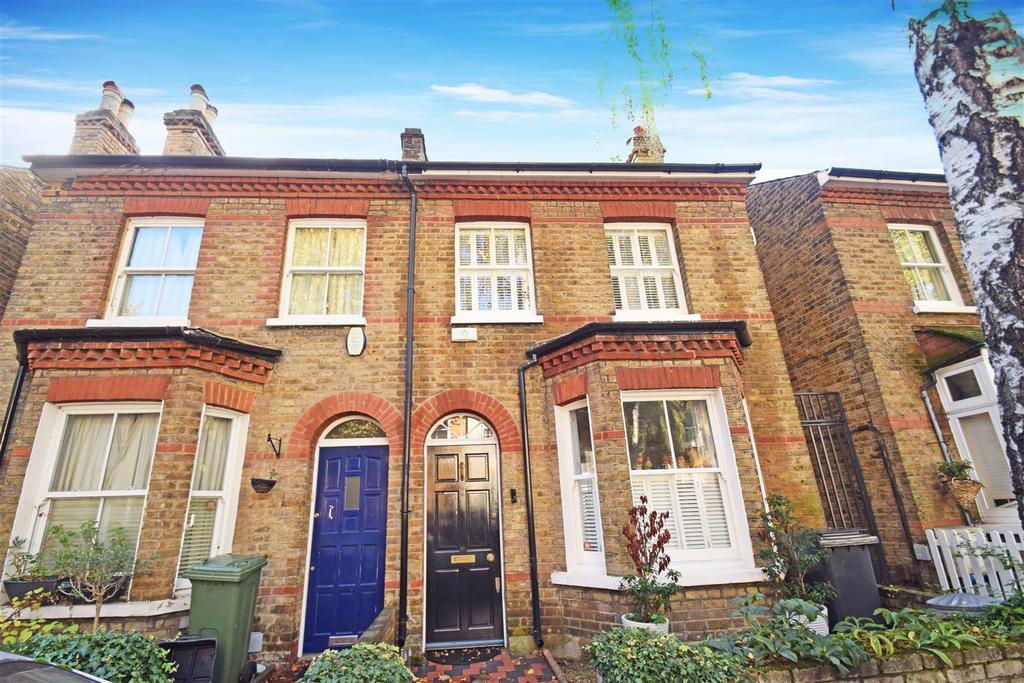 South Western Road, St Margarets Village 4 bed semidetached house £