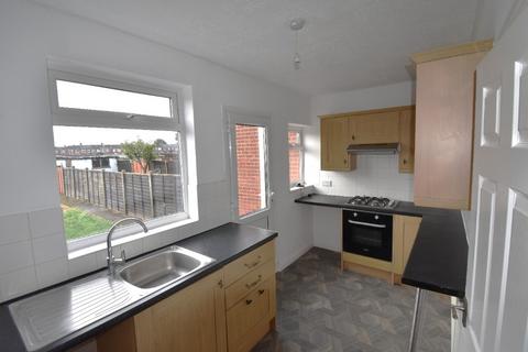2 bedroom terraced house to rent, Bristol Road, Hull, HU5