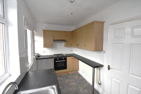 2 bedroom terraced house to rent, Bristol Road, Hull, HU5