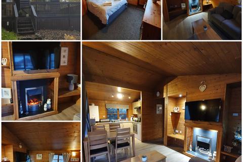 2 bedroom lodge for sale - White Cross Bay Holiday Park, Windermere, Cumbria, LA23