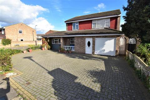 16 Coronation Avenue, East Tilbury, Tilbury, RM18 8SJ