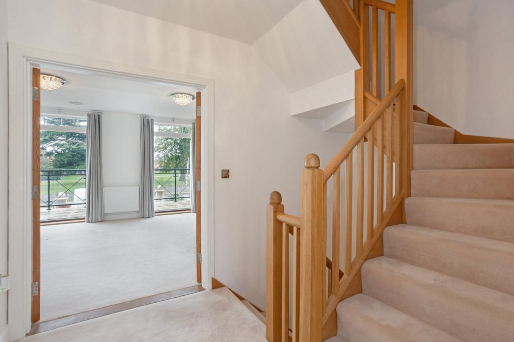 Sovereign Mews, Winkfield Road, Ascot, Berkshire 4 bed terraced house