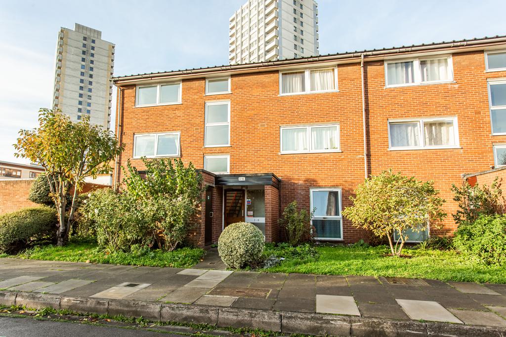 Regent Square, Bow, E3 1 bed flat £1,500 pcm (£346 pw)