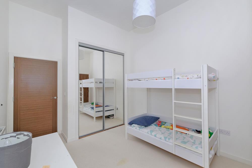 Aspire Grove 27 (22) 6112