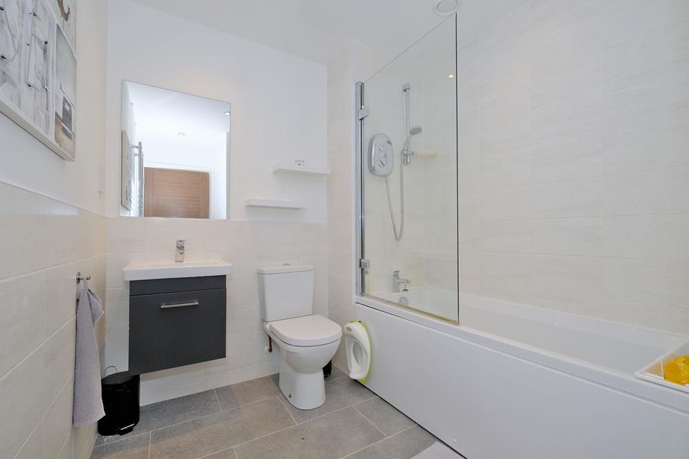 Aspire Grove 27 (22) 6113