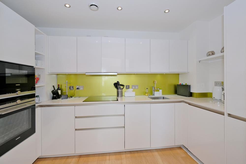 Aspire Grove 27 (22) 6118