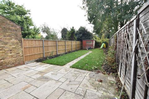 64 Queens Road, Feltham, TW13 5AR
