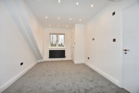 2a Connaught Road, Chatham, ME4 5DJ