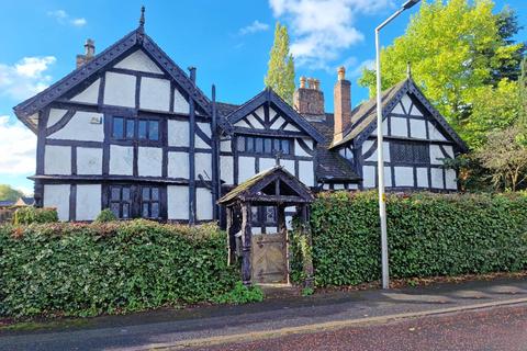 5 bedroom detached house for sale - Moseley Old Hall, Old Road, Cheadle