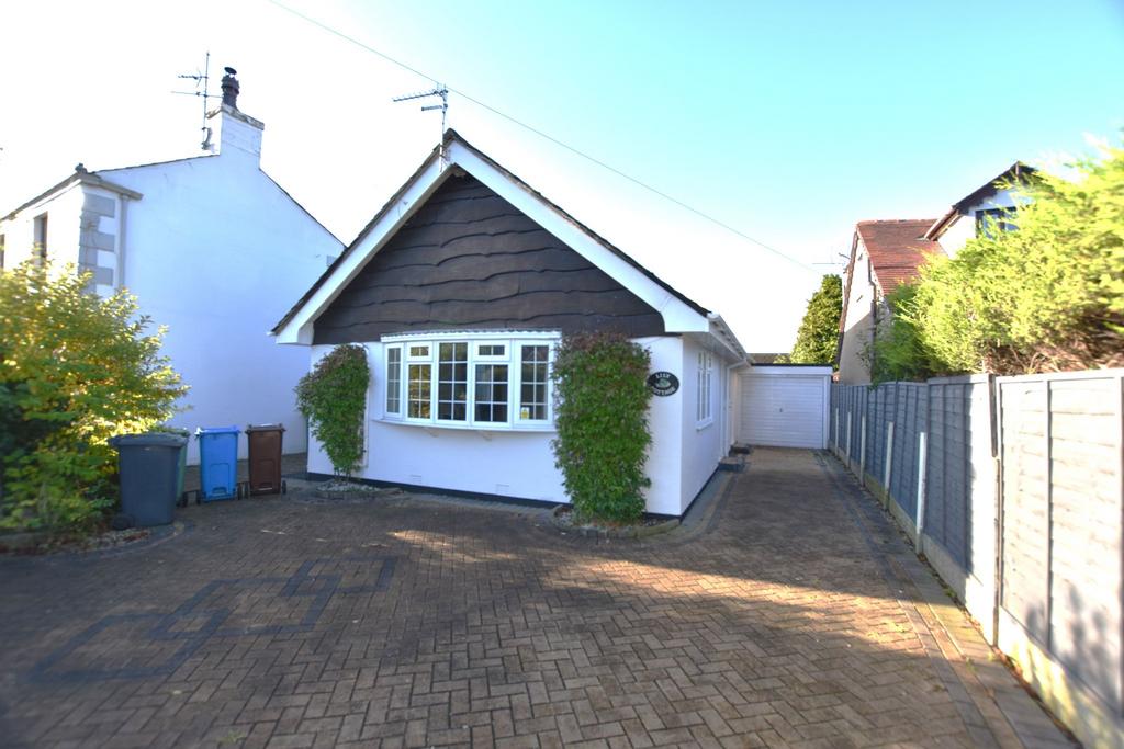 Church Road, Warton, PR4 2 bed detached bungalow £799 pcm (£184 pw)