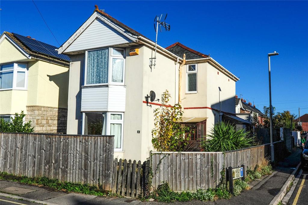 Uppleby Road, Parkstone, Poole, Dorset, BH12 3 bed detached house for