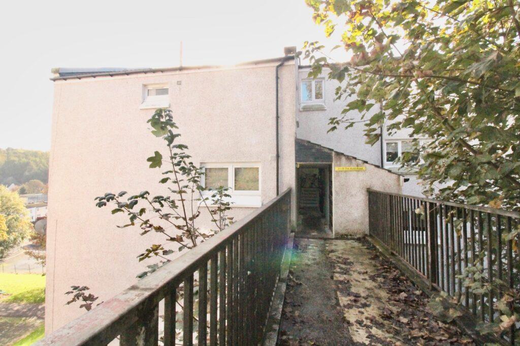 The Auld Road Cumbernauld Village G67... 2 bed £45,000