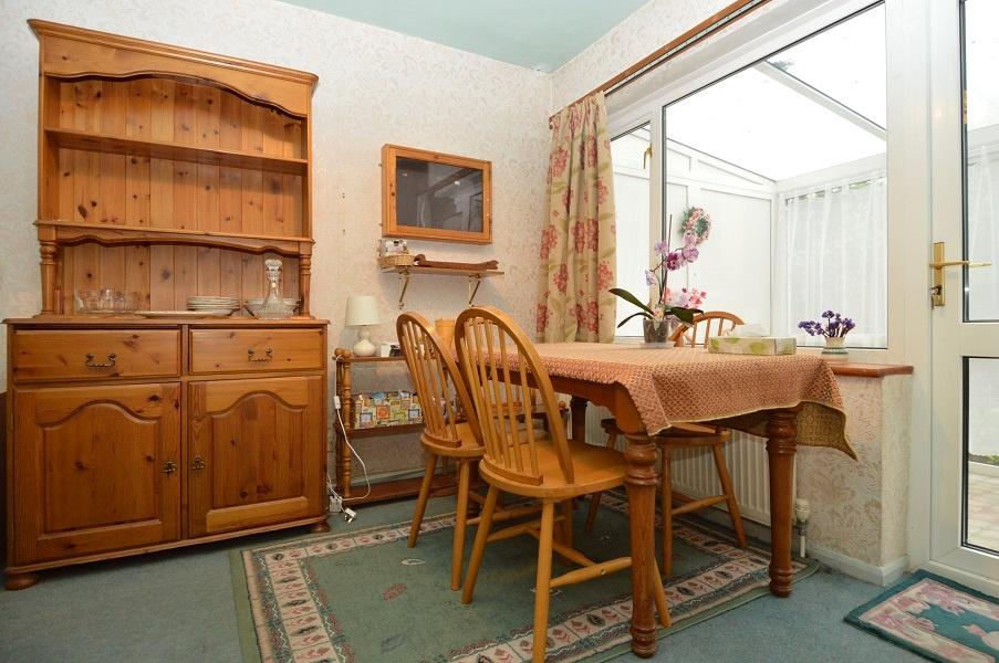 Tylecote Crescent,Great Haywood,Stafford,ST18 0TA 3 bed semidetached