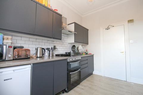 undefined, BILLS INCLUDED - Wood Lane, Headingley, Leeds, LS6