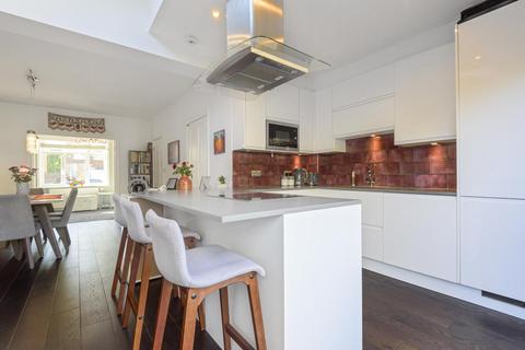 101 Southcroft Road, London, SW17 9TN