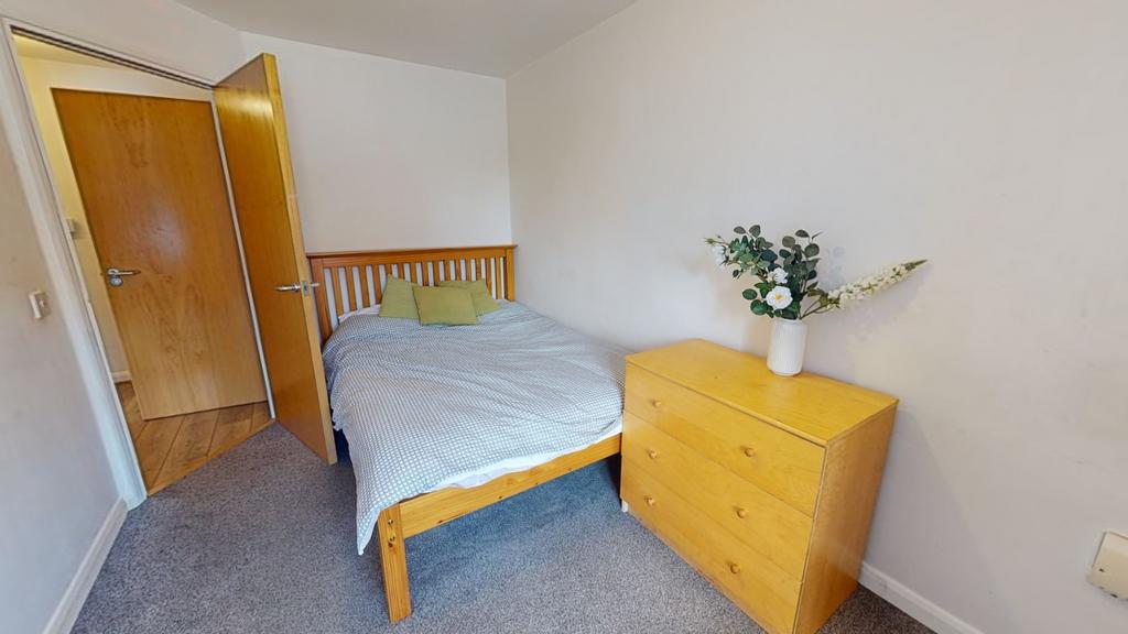 27 RVC bed 2