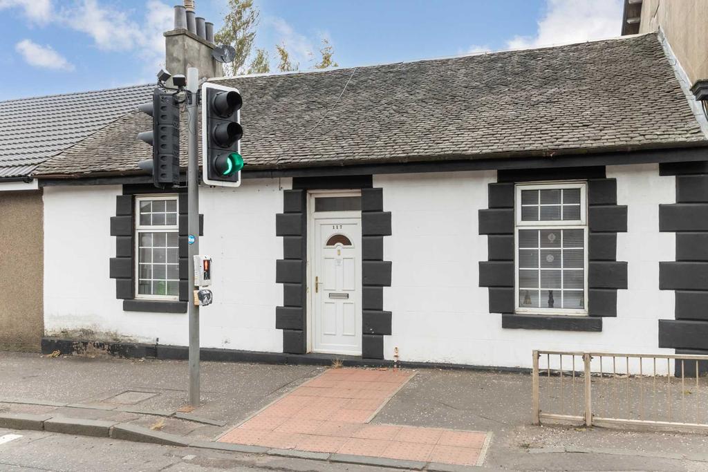 Main Street, Holytown 3 bed terraced house £130,000