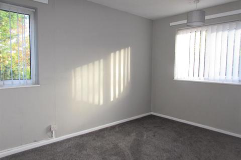176 Cornishway, Manchester, M22 1WN
