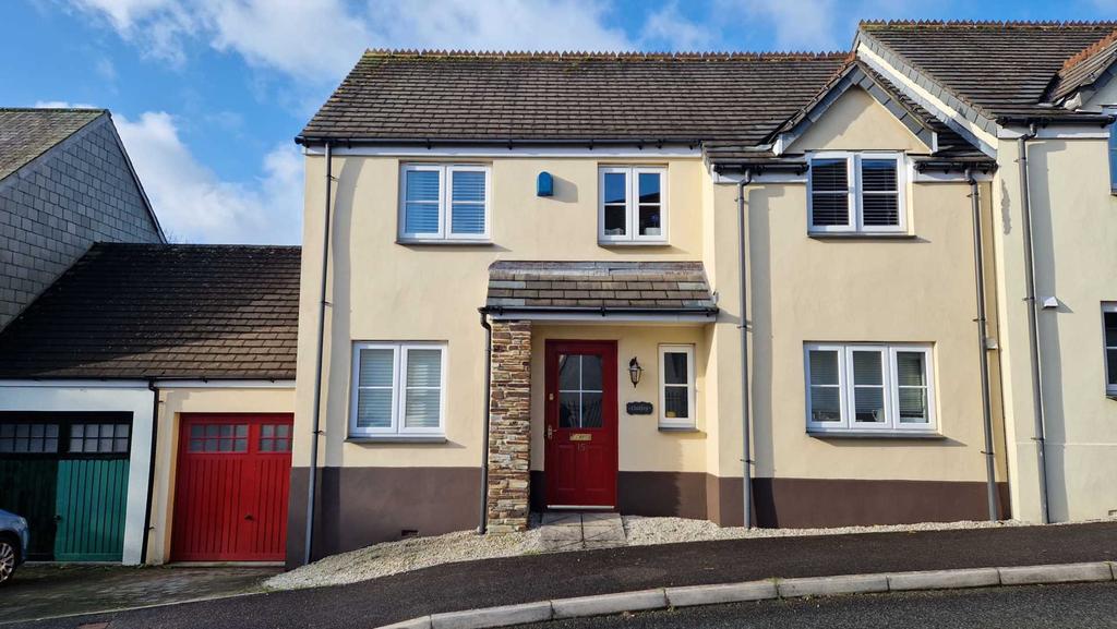Beechwood Drive, Camelford 4 bed house £299,500