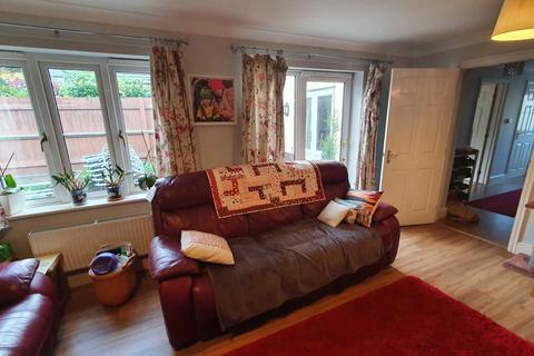 15 Beechwood Drive, Camelford, PL32 9NA