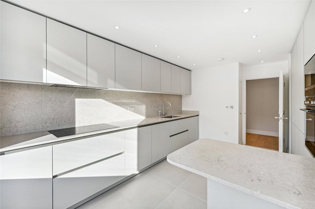 Fordie House, 82 Sloane Street, London 2 bed flat - £8,645 pcm (£1,995 pw)