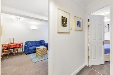 1 bedroom flat to rent, Orleans Court, 4 Douglas Street, London, SW1P