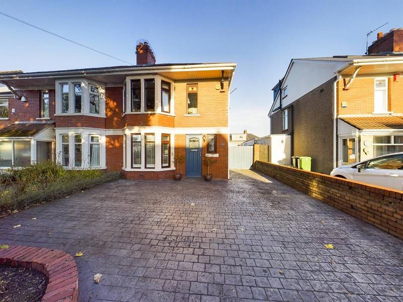 Pantbach Road, Rhiwbina, Cardiff . CF14 3 bed semidetached house for