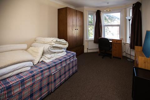 6 bedroom detached house to rent, PREMIER Student House Winton