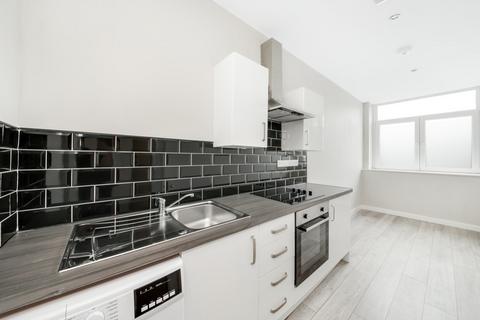 1 bedroom apartment to rent - The City Exchange, 61 Hall Ings, Bradford, BD1 5SG