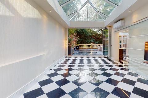 6 bedroom apartment to rent, Rutland Gate, SW7