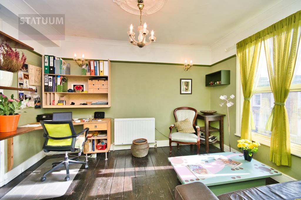 Graham Road, Hackney Central, London, E8 1 bed terraced house £1,650