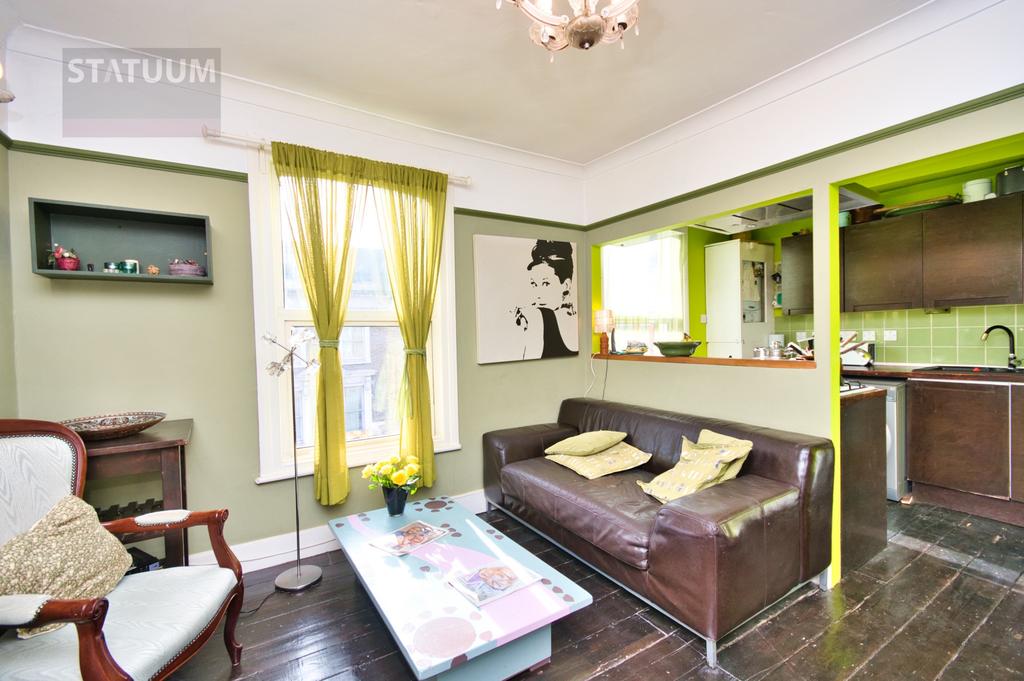 Graham Road, Hackney Central, London, E8 1 bed terraced house £1,650