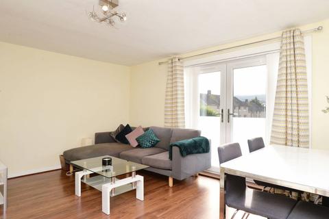 49/1 Firrhill Drive, Edinburgh, EH13 9ES