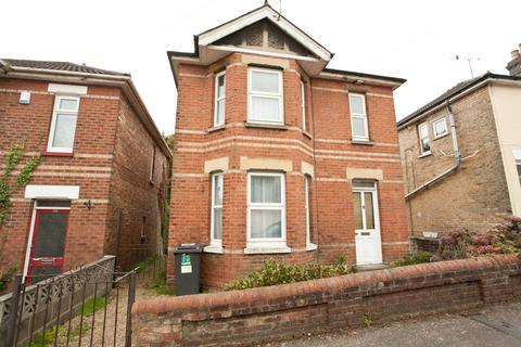 5 Bed Student House Clavin Road - SEE VIDEO TOUR
