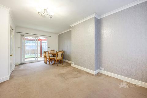 3 bedroom semi-detached house to rent, Cooper Road, Croydon, CR0