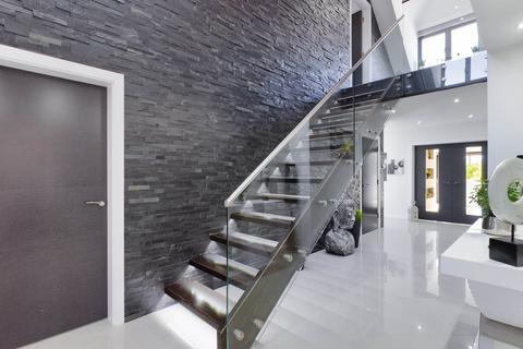 7 bedroom detached house for sale, St John