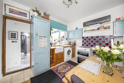 2 bedroom house for sale - Red Lion Lane, London, SE18