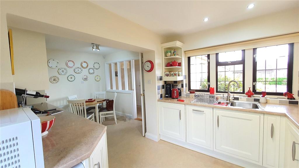 St Michaels Gardens, South Petherton... 3 bed bungalow £480,000