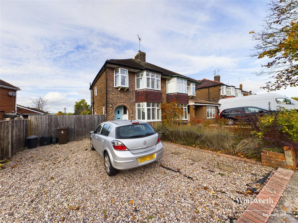 Delamere Road Earley Reading Berkshire Rg6 3 Bed Semi Detached