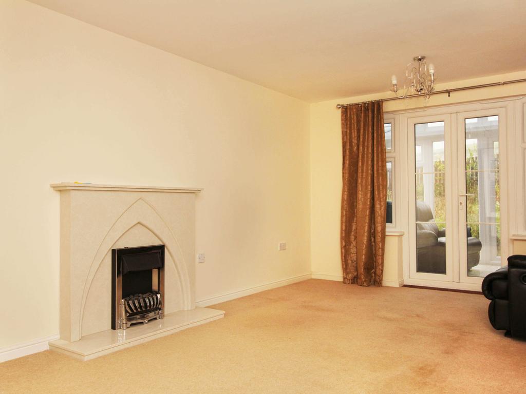 Llewellyns View, Gilfach Goch CF39 8BQ 4 bed detached house £995 pcm