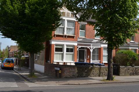 2 bedroom flat to rent - Brownlow Road, Bounds Green