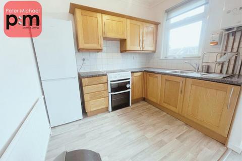 2 bedroom apartment to rent, Brownlow Road, Bounds Green