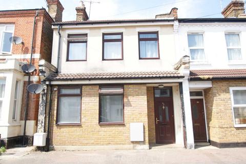 7 bedroom house share to rent, Queens Road, Southend On Sea SS1