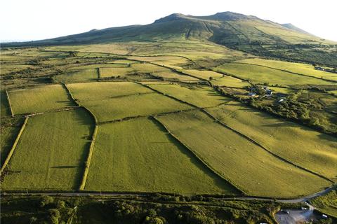 Land for sale - Capel Uchaf, Clynnog Fawr, Caernarfon, Gwynedd, LL54