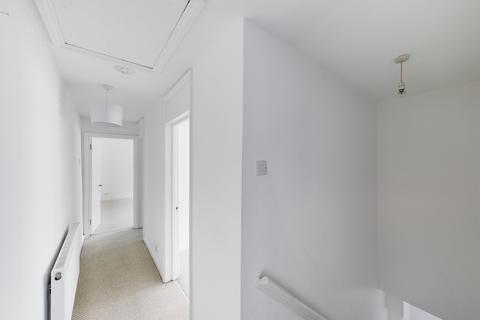 2 bedroom flat to rent, Bloomfield Road, London, SE18