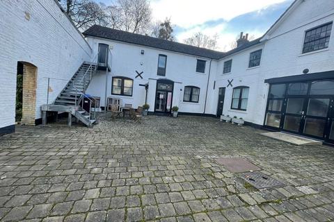 Office to rent, Unit 3, Hitchin, Hertfordshire