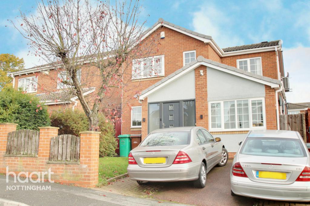 Pennant Road, Basford 3 bed detached house £300,000