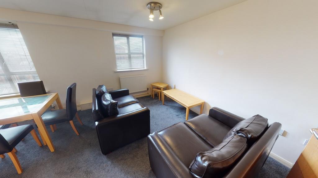 11-Royal-Victoria-Court-05122022 102952