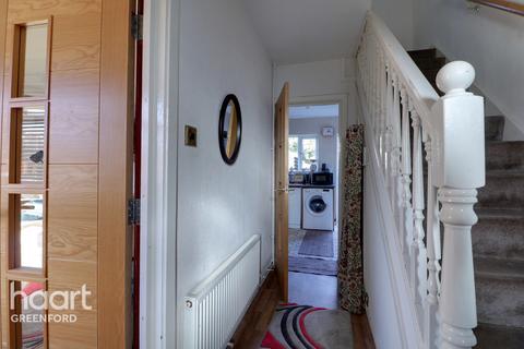 5 bedroom end of terrace house for sale - Northolt