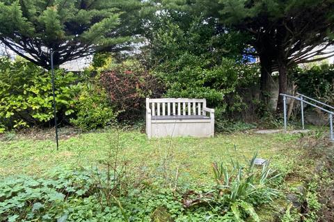 13 Forth An Tewennow, Phillack, Hayle, TR27 4QE